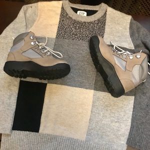 Timberland Shoes - TIMBERLANDS and GAP SWEATER❤️ Timberland Shoes - TIMBERLANDS and GAP SWEATER❤️